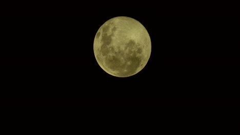 Full-Moon-filmed-with-600mm-tele-lens-in-4k