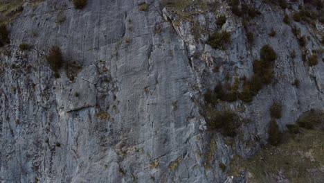 Felsklettern-In-Einem-Bekannten-Wahrzeichen-In-Canfranc,-Coll-De-Ladrones