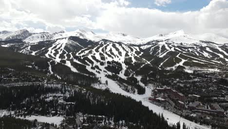 4k-drone-video-of-Rocky-Mountains-in-winter-with-ski-slopes-in-Breckenridge,-Colorado