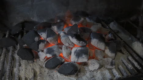Barbecue-grill-fire,-in-restaurant