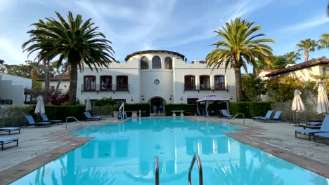 Luxury-spa-and-resort-pool