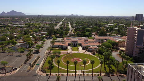 Aerial-View-Of-Garden-Of-Heard-Museum-In-Phoenix,-Arizona,-United-States