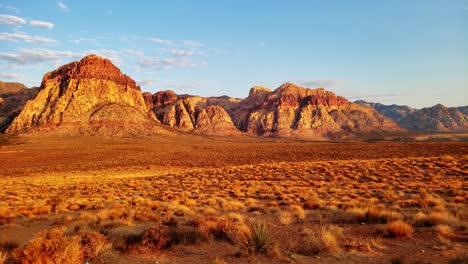 Red-Rock-Mountains-and-scenic-morning-panorama