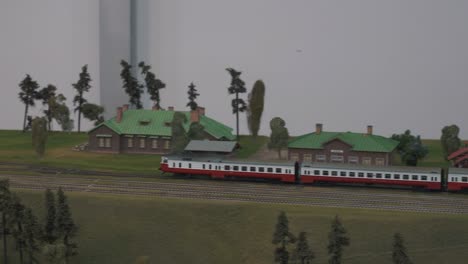 Mini-Train-Station-Modelling