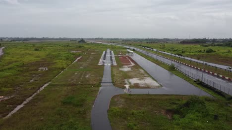 POV-preparation-for-landing-on-small-runway