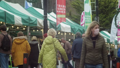Crowded-Truro-Farmers-Market-in-Cornwall-During-Covid-19-with-People-Shopping-Outdoors-in-the-Cornish-town-of-Truro