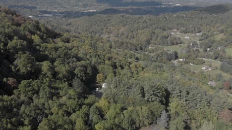 Imágenes-Aéreas-De-Drones-De-Las-Montañas-Blue-Ridge-En-Carolina-Del-Norte