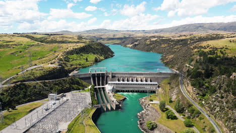 Roxburgh-Hydro-Dam-Power-Plant-in-Central-Otago,-Clutha-River,-New-Zealand,-aerial-view