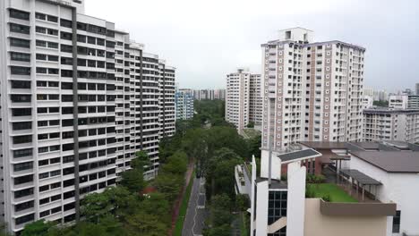 Vista-De-Día-Nublado-De-La-Zona-Residencial-De-Viviendas-En-Taman-Jurong,-Barrio-Hdb