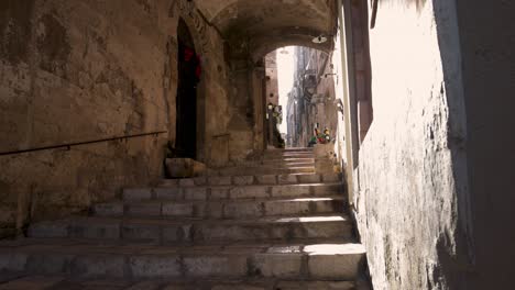 Matera,-Italy-Alley-side-shot-great-light