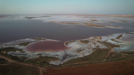 Lago-Tyrrell-Rosa-Lago-Salado-Color-Natural-Crepúsculo-Aéreo,-Victoria-Australia