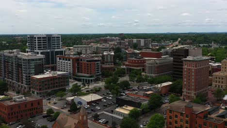 Aerial-establishing-shot-of-Greenville,-South-Carolina-downtown-buildings