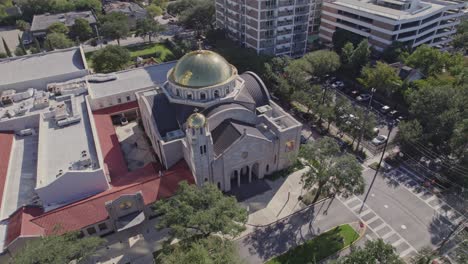 Aerial---Annunciation-Greek-Orthodox-Cathedral-in-Houston,-TX
