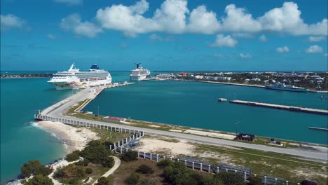 Cruise-Ship-At-Key-West-In-Florida-United-States