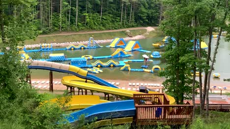 Ace-Adventure-Resort-Wasserpark-In-West-Virginia,-USA