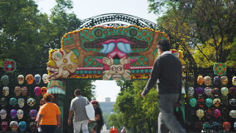 Entrance-to-Chapultepec-Park,-Bosque-de-Chapultepec,-in-Mexico-City-during-the-Day-of-The-Dead-celebrations