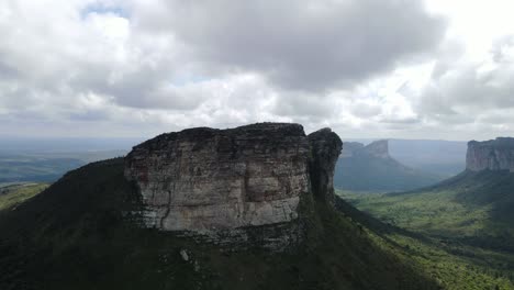 Vista-Aérea-Del-Morro-Do-Pai-Inacio,-Parque-Nacional-Chapada-Diamantina-En-Brasil