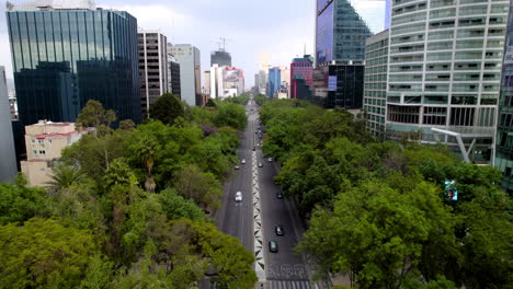Blick-Auf-Die-Gebäude-Der-Reforma-Avenue-In-Mexiko-Stadt