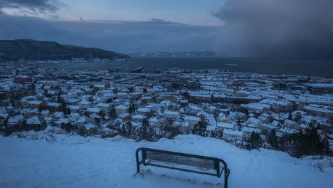 Empty-Bench-At-Lookout-Kiosk-Kuhaugen-With-Panoramic-View-Of-City-At-Winter-In-Trondheim,-Norway