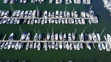 boats-in-the-harbour-from-above