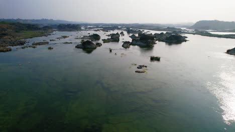 Beautiful-drone-forwarding-shot-over-Narmada-river-in-Vadodara,-India