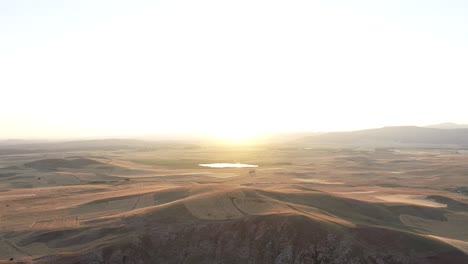 sunset-at-Kızılçan-crater-lake
