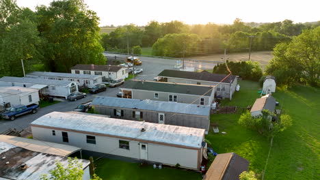 Aerial-view-of-run-down-mobile-houses