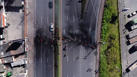 Protest-on-the-Panamerican-highway-in-Ecuador