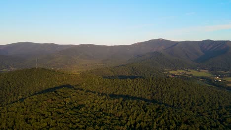 Ein-Faszinierender-Blick-Auf-Die-Blue-Ridge-Mountains-Aus-Der-Vogelperspektive-Im-Shenandoah-Nationalpark,-Virginia