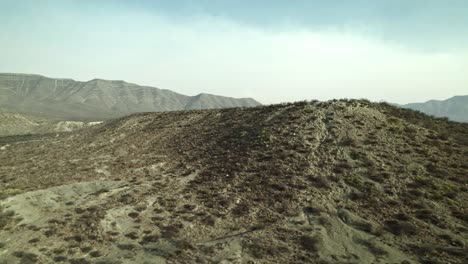 Drohne-Tag-Bewölkt-Nord-Coahuila-Mexiko-Halbwüste-Berg-La-Azufrosa-Gebiet
