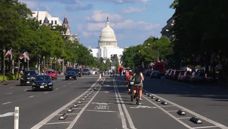 People-biking-towards-the-capitol