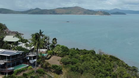 Private-residential-house-at-Whitsundays-islands-in-Australia