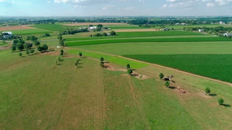 Amish-Countryside-and-Farmlands-as-Seen-by-Drone