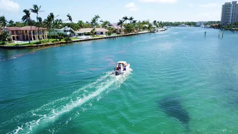 Awesome-footage-following-a-boat-on-an-aqua-marine-blue-green-Intracoastal-waters