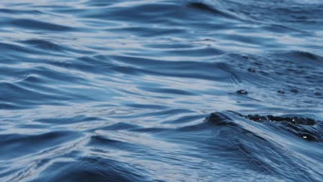 close-up-of-waves-in-a-lake-in-slow-motion