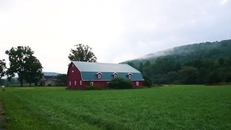 Red-barn-on-a-misty-morning