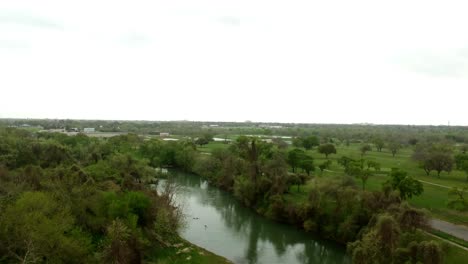 Flussufer-In-Victoria,-Texas