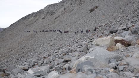 Himalaya-Bergsteiger-Auf-Dem-Weg-Zum-Trail