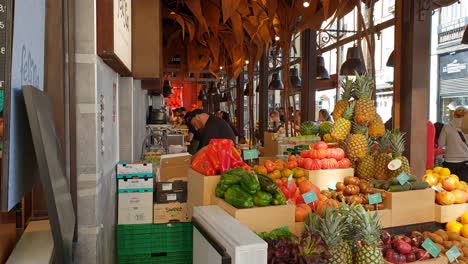 Fresh-ecological-vegetables-and-fruits-at-Mercado-de-San-Miguel-in-Madrid