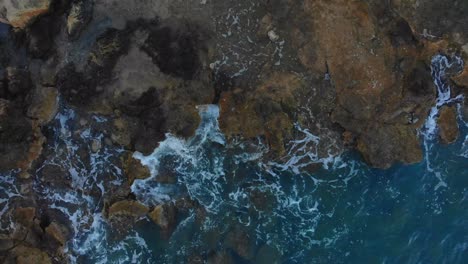 Aerial-footage-of-the-ocean