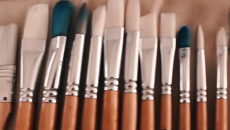 Paint-brushes-organized-in-a-row