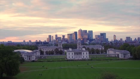 View-of-Greenwich's-Royal-Naval-College-with-the-skyscrapers-of-the-City-of-London-in-distance