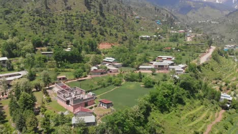 Luftaufnahme-über-Dem-Dorf-Swat-Valley-Bei-Gabin-Jabba-In-Pakistan