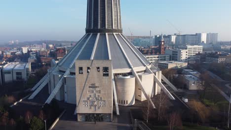 Liverpool-Catedral-Metropolitana-Ciudad-Contemporánea-Edificio-Famoso-Exterior-órbita-Derecha
