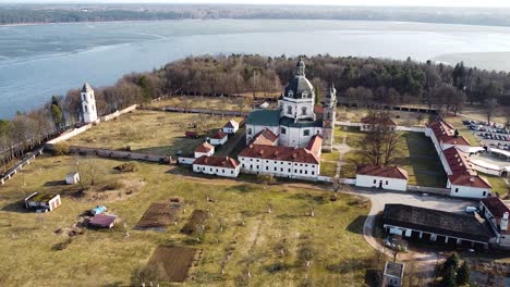 Pazaislis-monastery-complex-in-Kaunas-lagoon-in-background-aerial-view