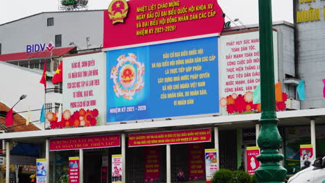 Covid-four-wave-outbreak-awareness-at-Da-lat-market-Phuong-Vietnam