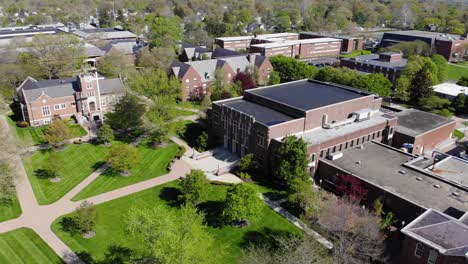 Capital-University-in-Columbus-Ohio---Aerial-Drone-footage-of-the-campus-in-Bexley,-Ohio