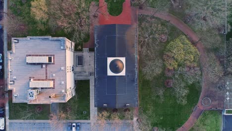 Top-Down-Aerial-Shot-of-the-Old-State-Capitol-Building-in-Frankfort,-Kentucky