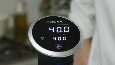 Oven-temperature-Anova-Wi-Fi-convection-set-closeup