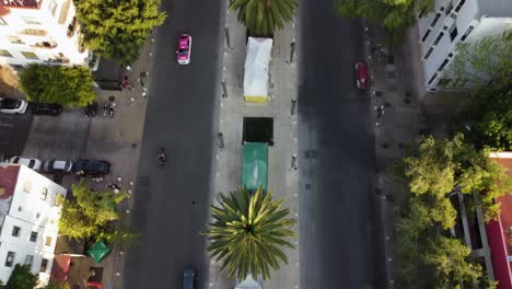 Revealing-the-Monument-to-the-Revolution-in-the-Golden-Hour,-Mexico-City